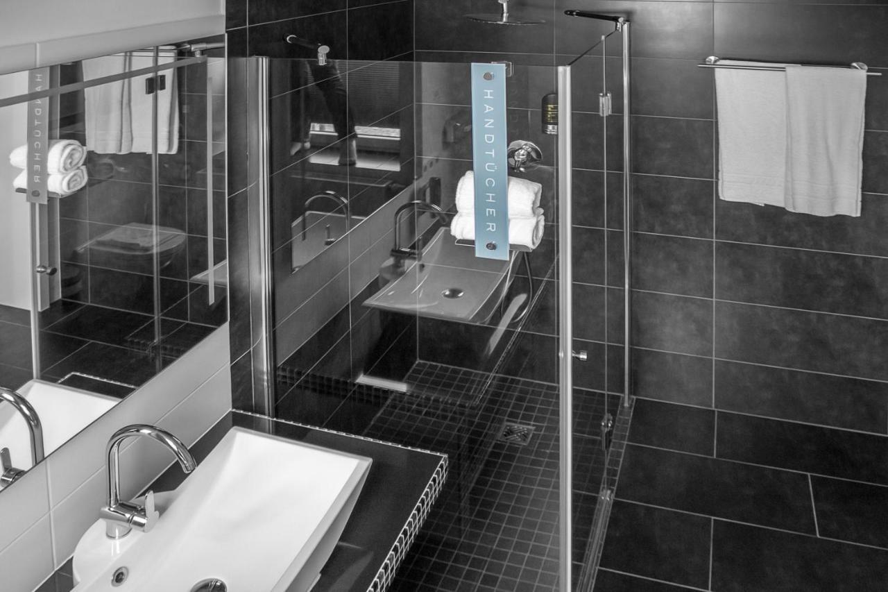 בלאנקנבורג Haus Hotel & Pension Villa Laluna מראה חיצוני תמונה
